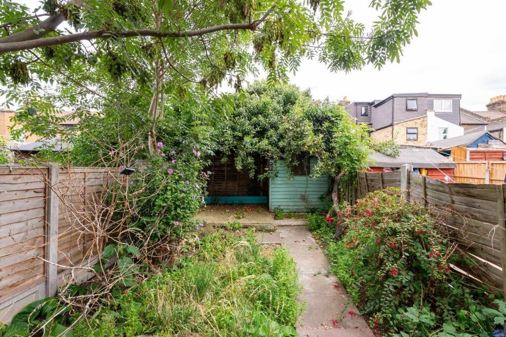 Casa vacanze Stylist And Cosy 3 Bed House Leytonstone Sleeps 7 Londra