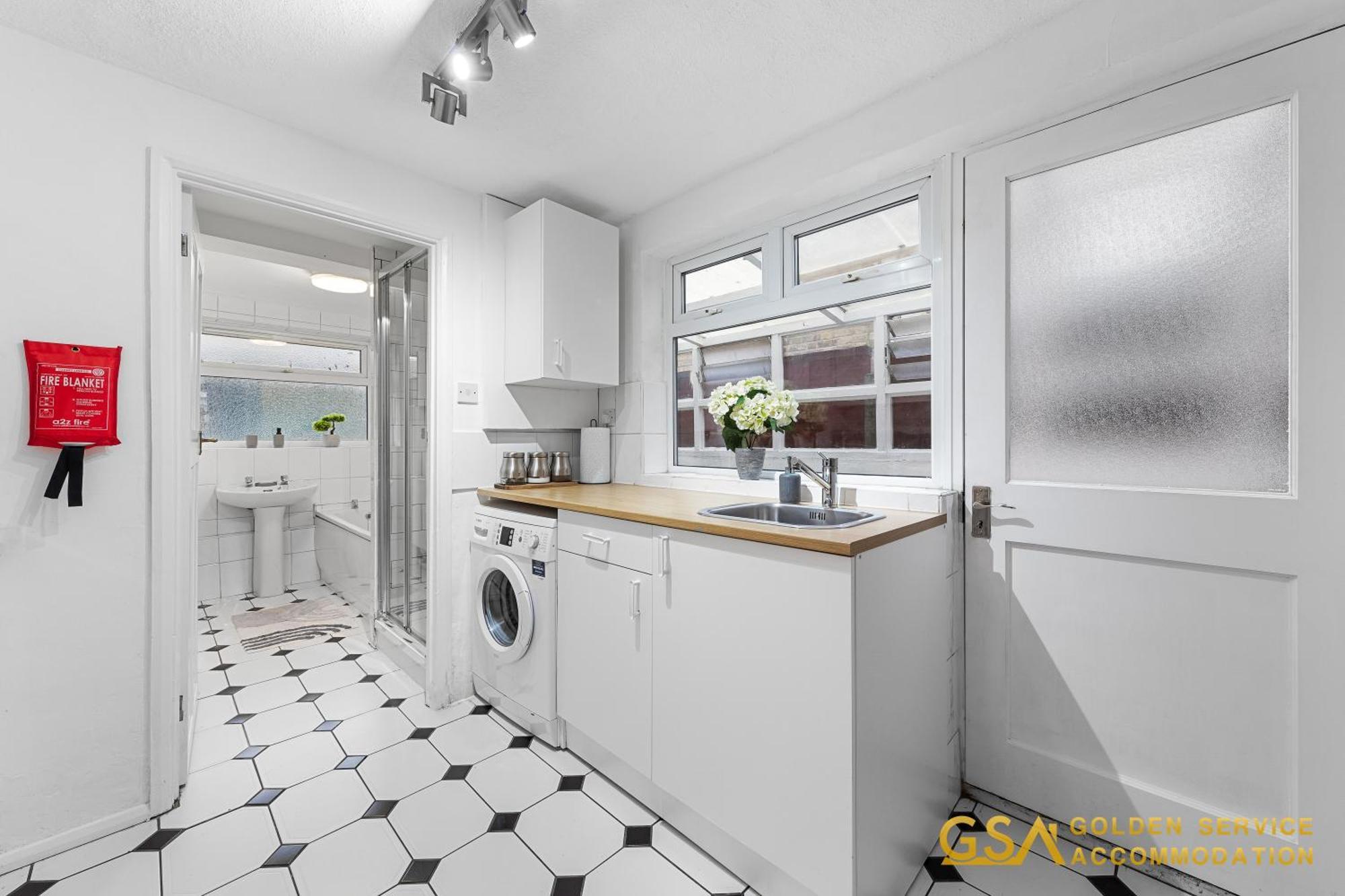 Stylist And Cosy 3 Bed House Leytonstone Sleeps 7 Casa vacanze *